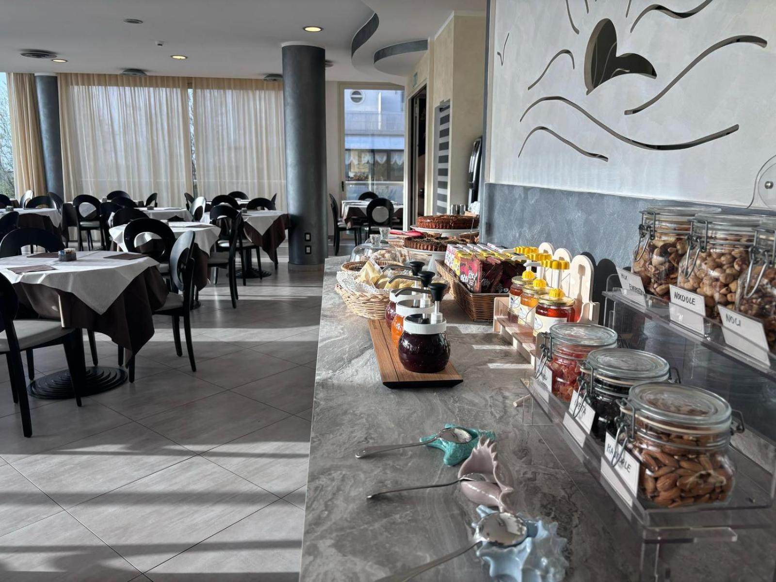 Abahotel Milano Marittima Eksteriør billede
